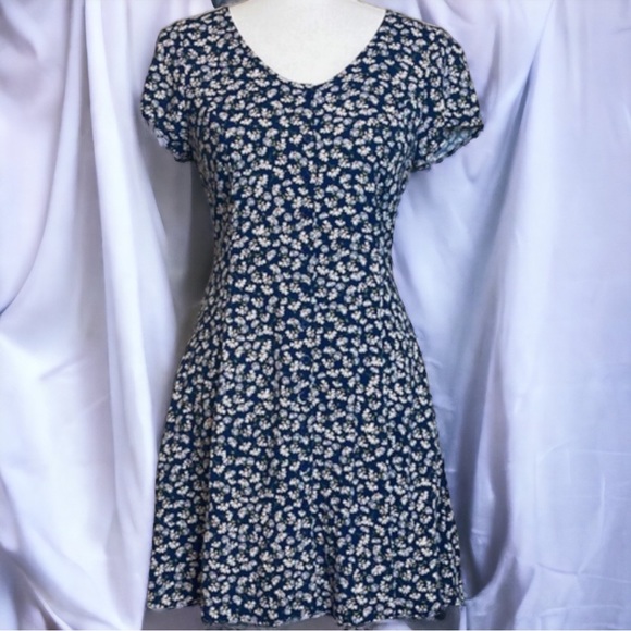 BAND OF GYPSIES Blue Daisy Sundress NWT - Picture 3 of 8